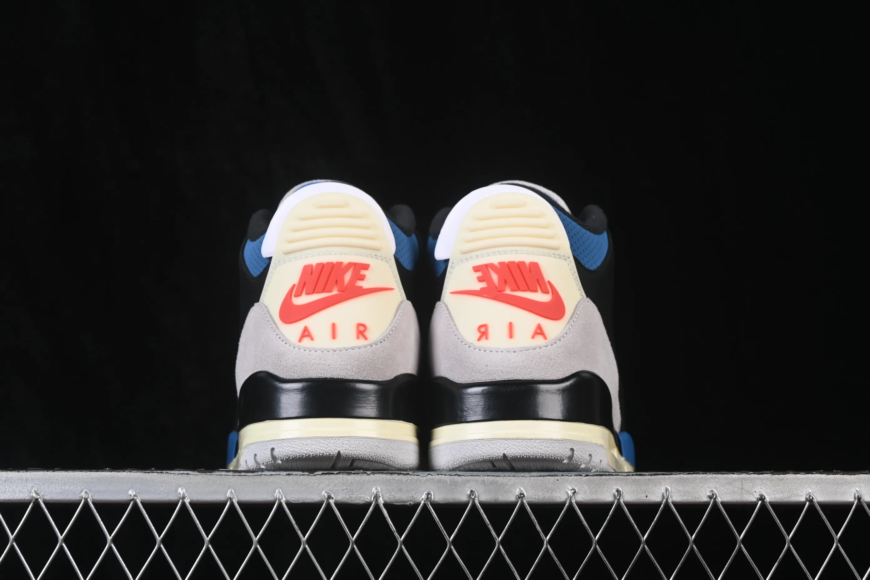 All categories Air Jordan Jordan series basketball shoes Air Jordan 3 LJR version Air Jordan 3 OG "Rare Air" AJ3 Joe 3 small reverse hook IB8967-004